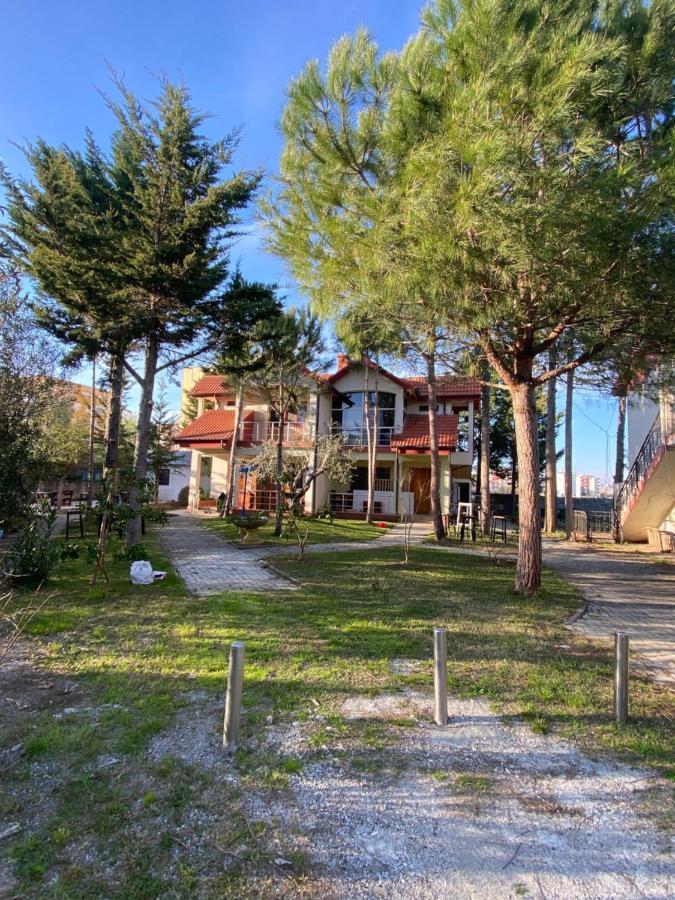 Hotel Garden Villa Ardo Golem  Eksteriør billede